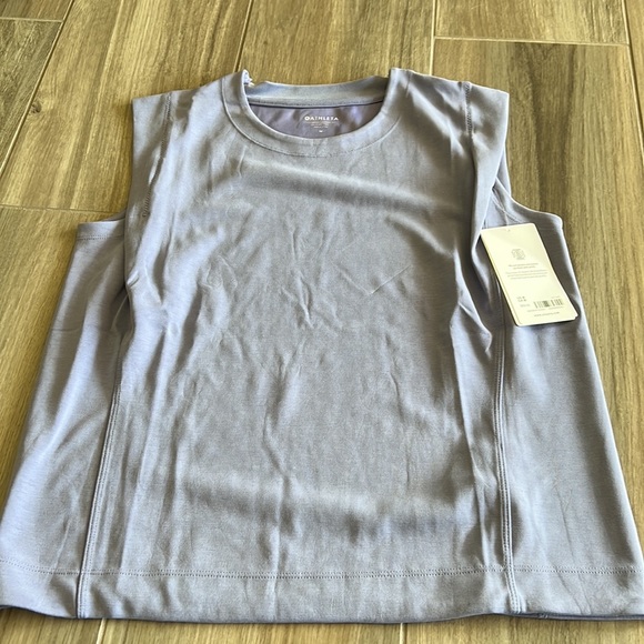 Athleta seasoft tank sweatshirt - Picture 3 of 4